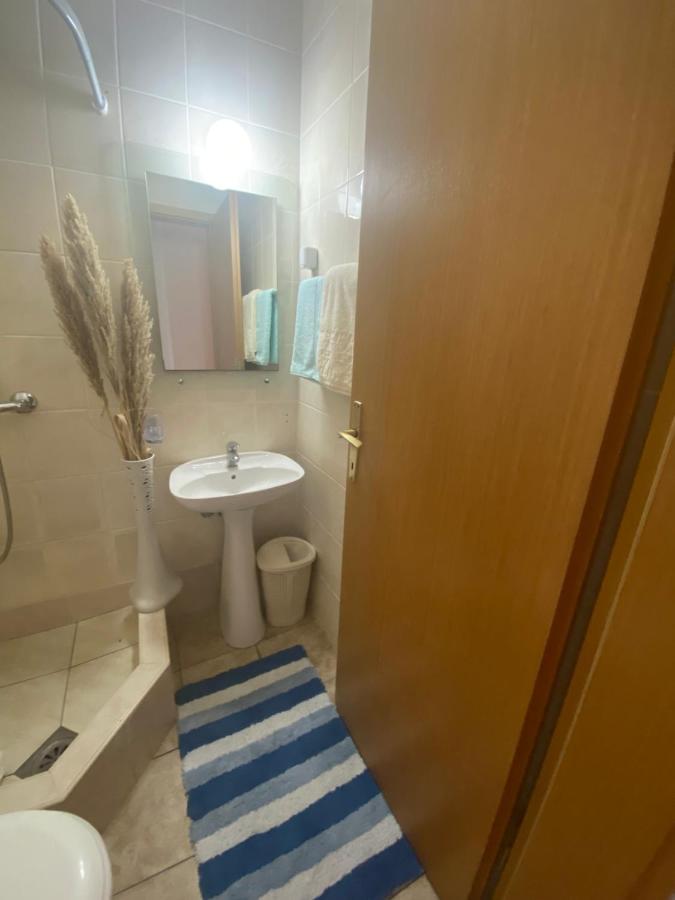 Miomir Perazic Apartments Petrovac Bagian luar foto
