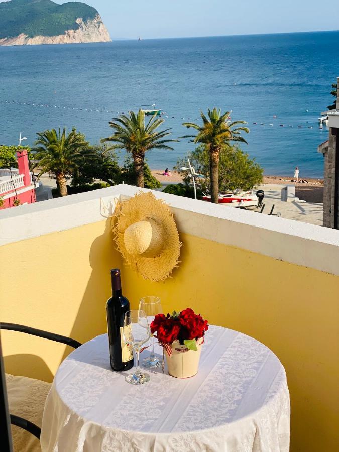 Miomir Perazic Apartments Petrovac Bagian luar foto