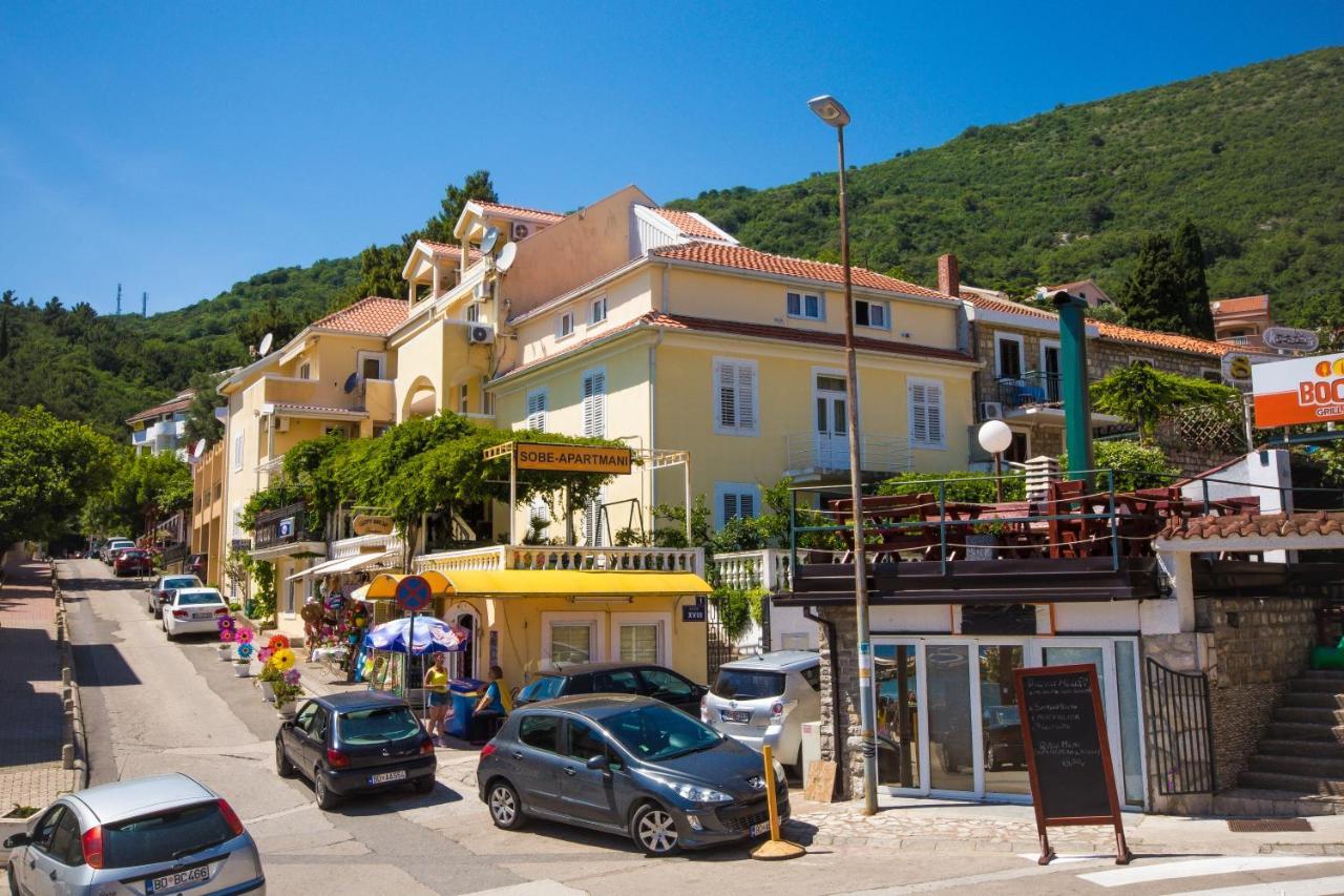 Miomir Perazic Apartments Petrovac Bagian luar foto